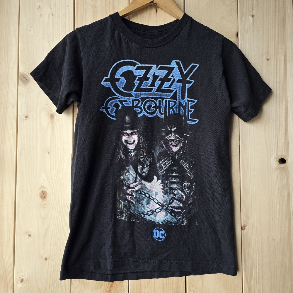 DC Comics Dark Nights Death Metal Ozzy Osbourne Bat Joker T Shirt Small